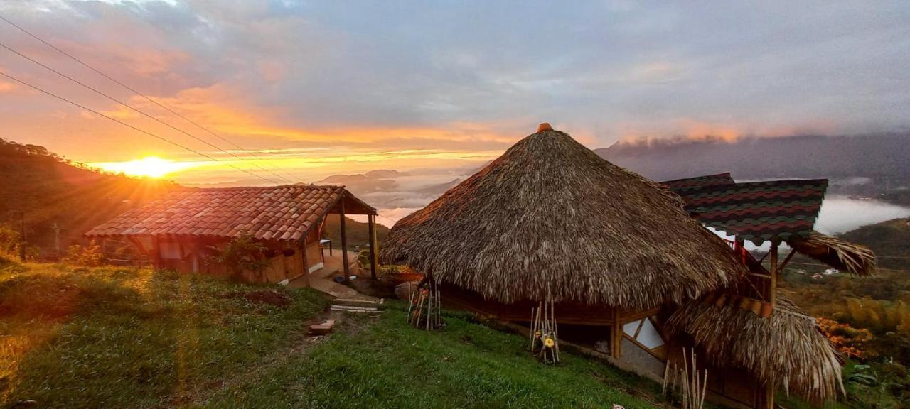 Ecohotel Soplo Del Tambo Cocorná Eksteriør billede